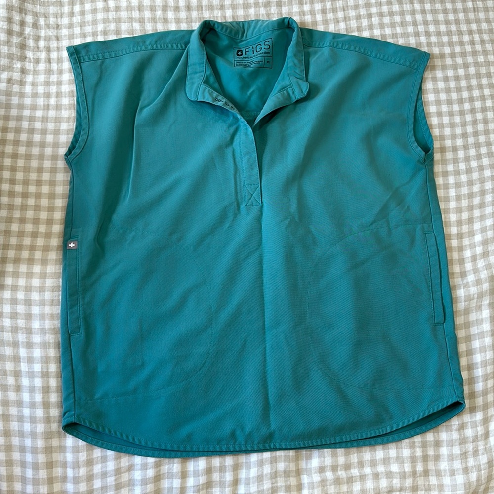 Rafaela Scrub Top